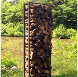 Gartenmöbel - "Firewood Rack" - einzigartige Gartenverzierung für Holzofen