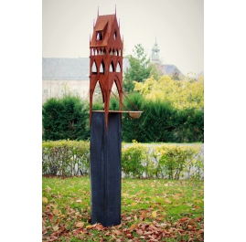 Outdoor bird house - "City Gate" on a quadratic oxidised oak pedestal