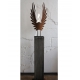 Eichenholzsäule und oxidierte Gartenfackel "Wings" - Handarbeit - einzigartiges Kunstobjekt