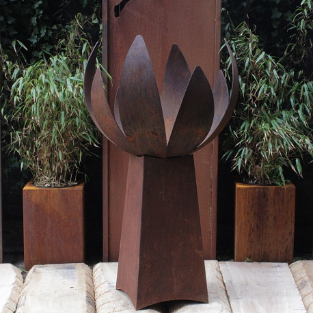 Fireplace - "Base Plate 60x60cm" - Modern Outdoor Ornament