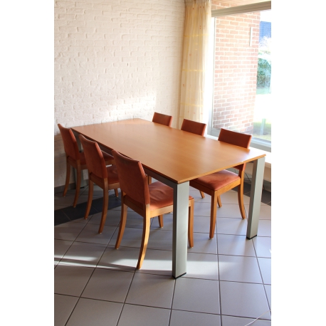 Design table with chairs